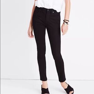 Madewell 9" Mid-Rise Skinny Jeans in ISKO Stay Black 28